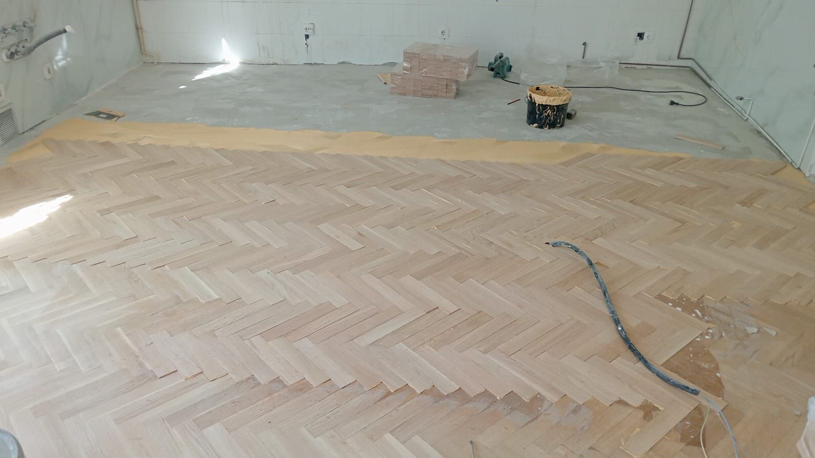 Instalación de parquet en espiga